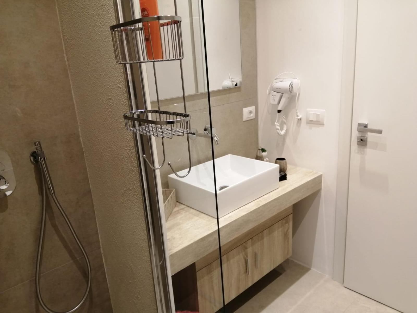 Holiday Home Matt Ros Noto Bagian luar foto