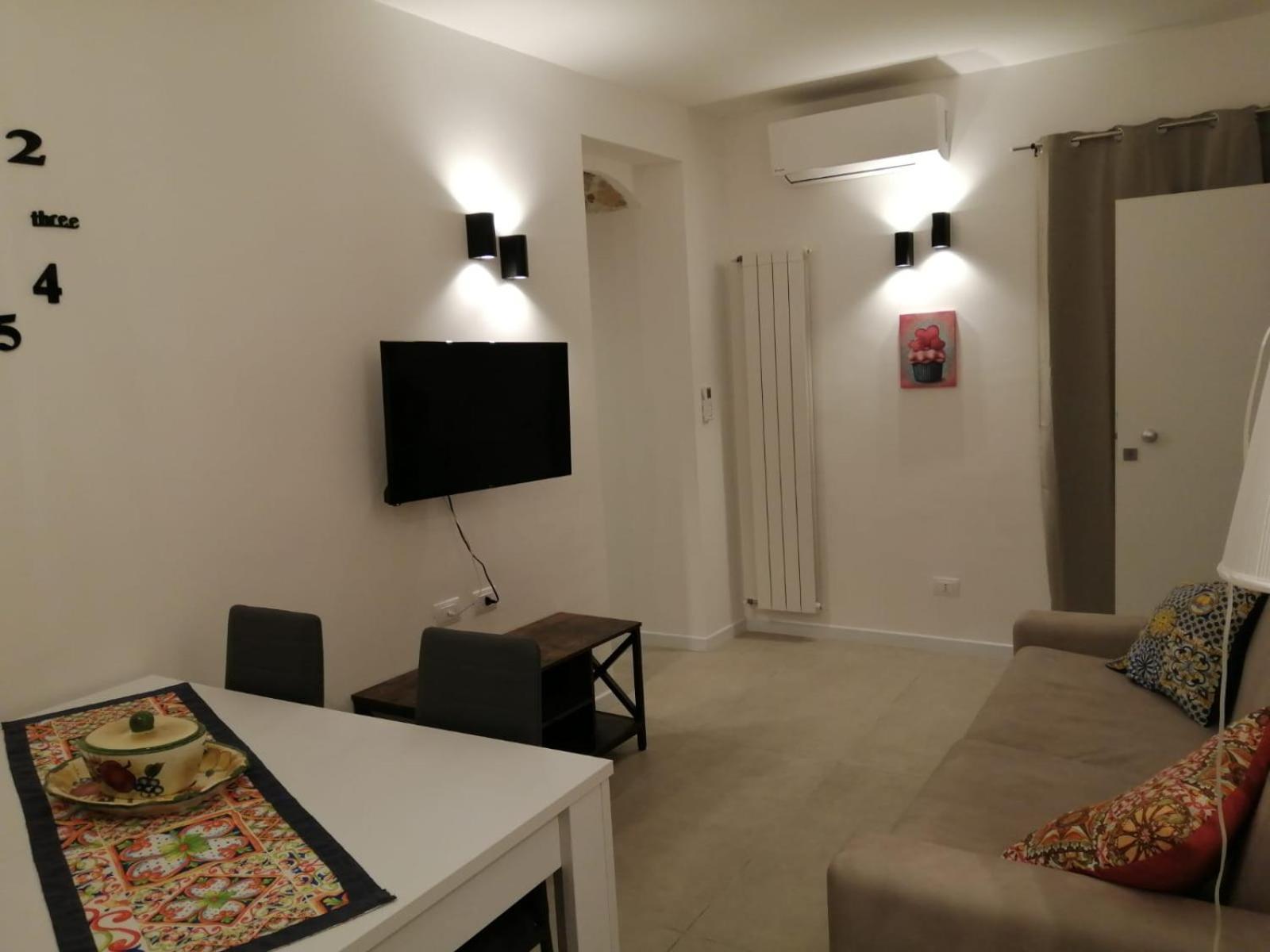 Holiday Home Matt Ros Noto Bagian luar foto